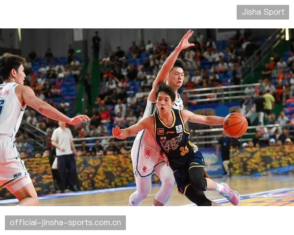 CBA猛料！篮协力挺郭士强，广东接触NBA内线，王哲林沈梓捷通过补测——2024赛季CBA人才洗牌大爆料！